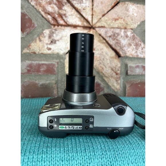 Minolta Freedom zoom 140 Panorama Date 35mm camera - Picture 9 of 13